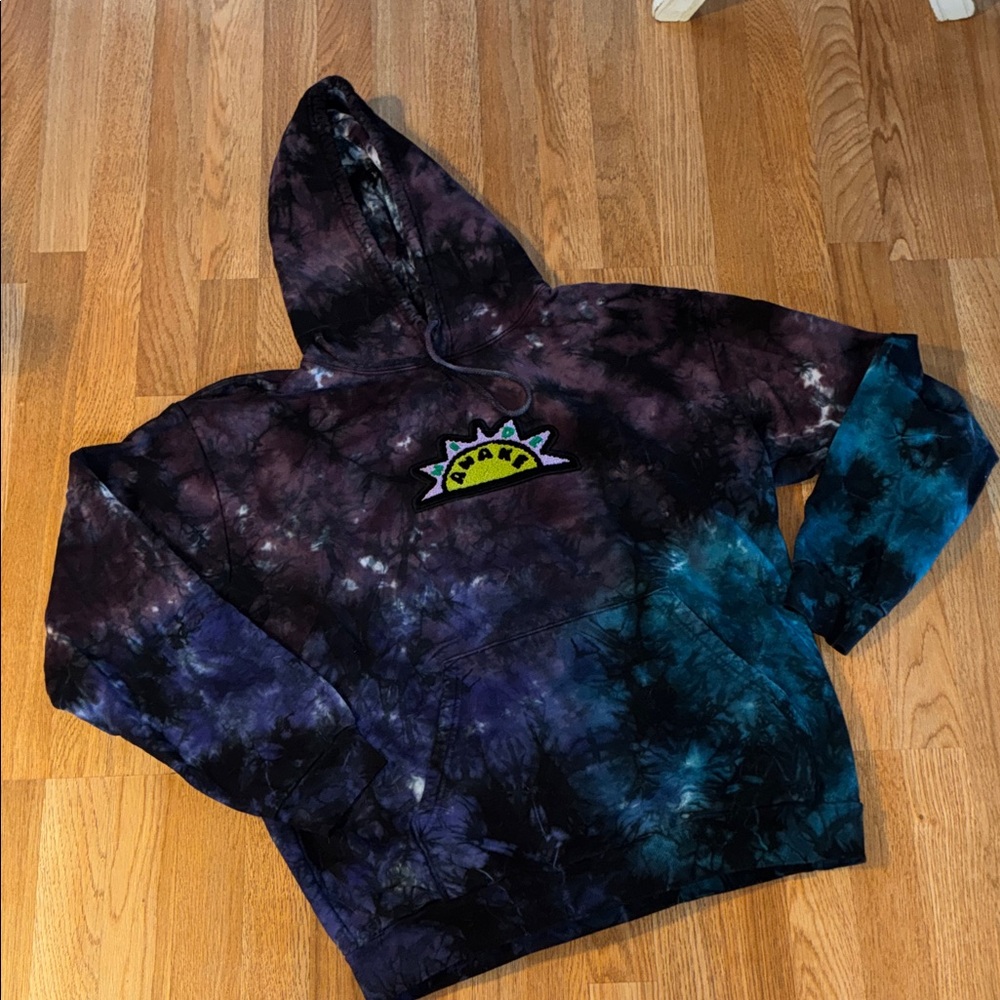 Insomniac Tie-Dye Hoodie XL